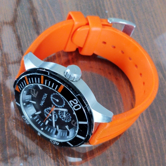 Nautica Unisex Watch - Picture 3 of 6